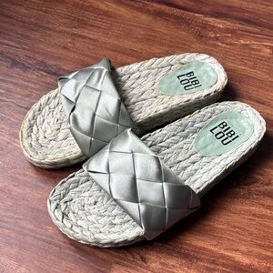 Bibilou beautiful silk sandals, size 8